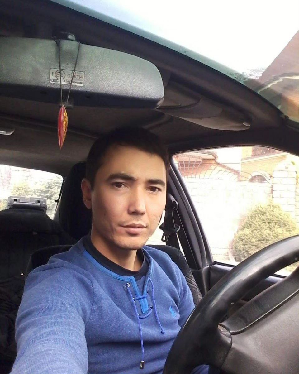 1/5 On 30 November 2023, Asylbek #ZHAMURATOV, a civil activist, businessman and member of the initiative group for the creation of the opposition party Alga #Kazakhstan from the city of #Taldykorgan, was detained. #ActivistsNotExtremists