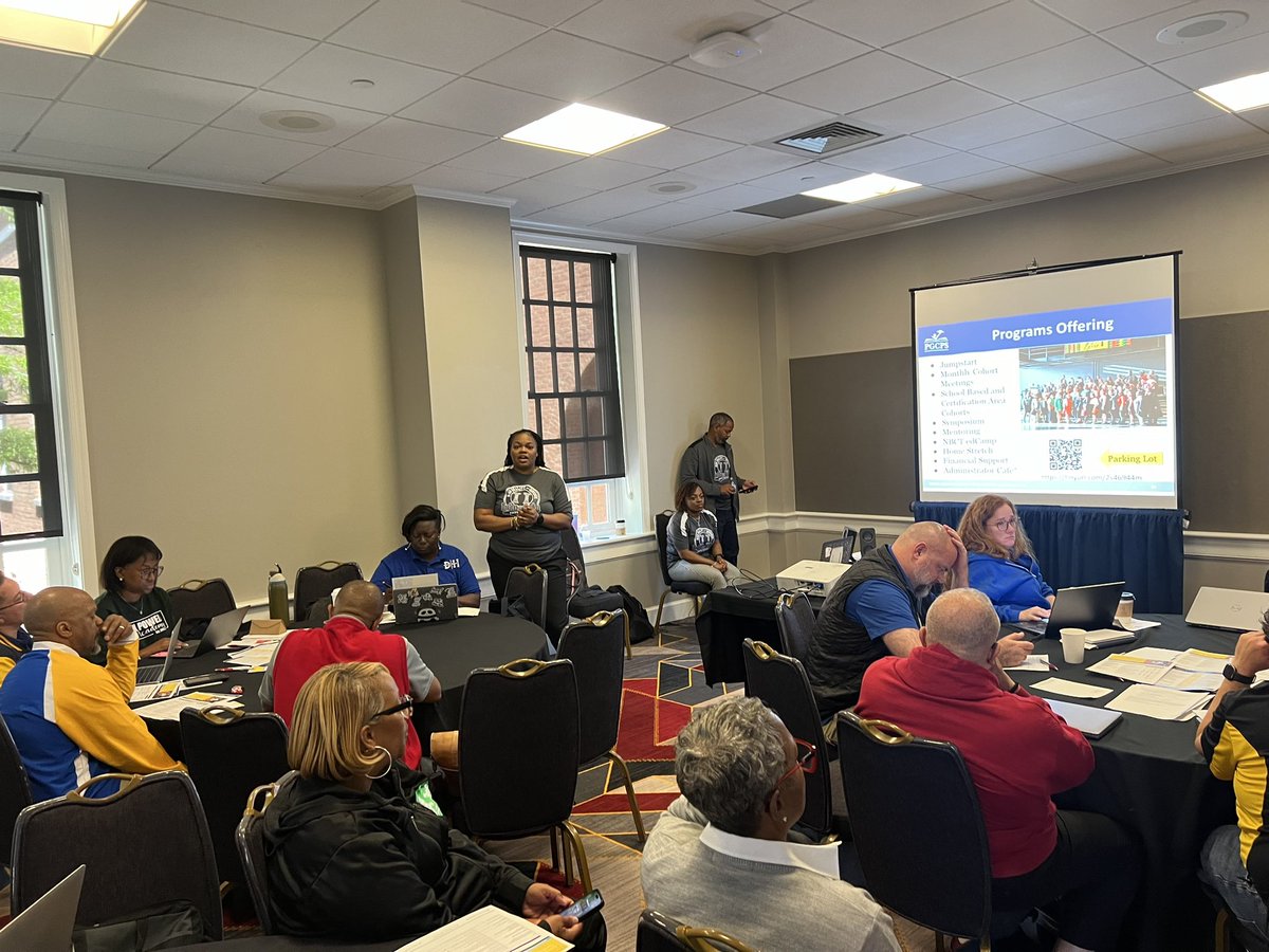 🎬This is the Blueprint in Action! Our NBCT Coordinators @MsSandlin_Ed & @MentorTeacher4 share information about obtaining National Board Certification with @pgcps principals during our Pillar 2 Symposium. @CoachKHolden14 @DrMYWilson @dana_tutt13879 #PGCPSProud