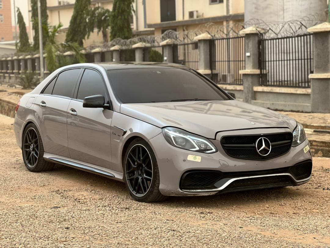 AMG DEAL'S 🔥 2011 Mercedes-Benz E63 🏷️- 20M Upgraded and Tuned from DUBAI 🔥 Nothing to Fix! No errors on dash Original Miles & Original customs Duty 😁 #lagos #abuja #explorepage