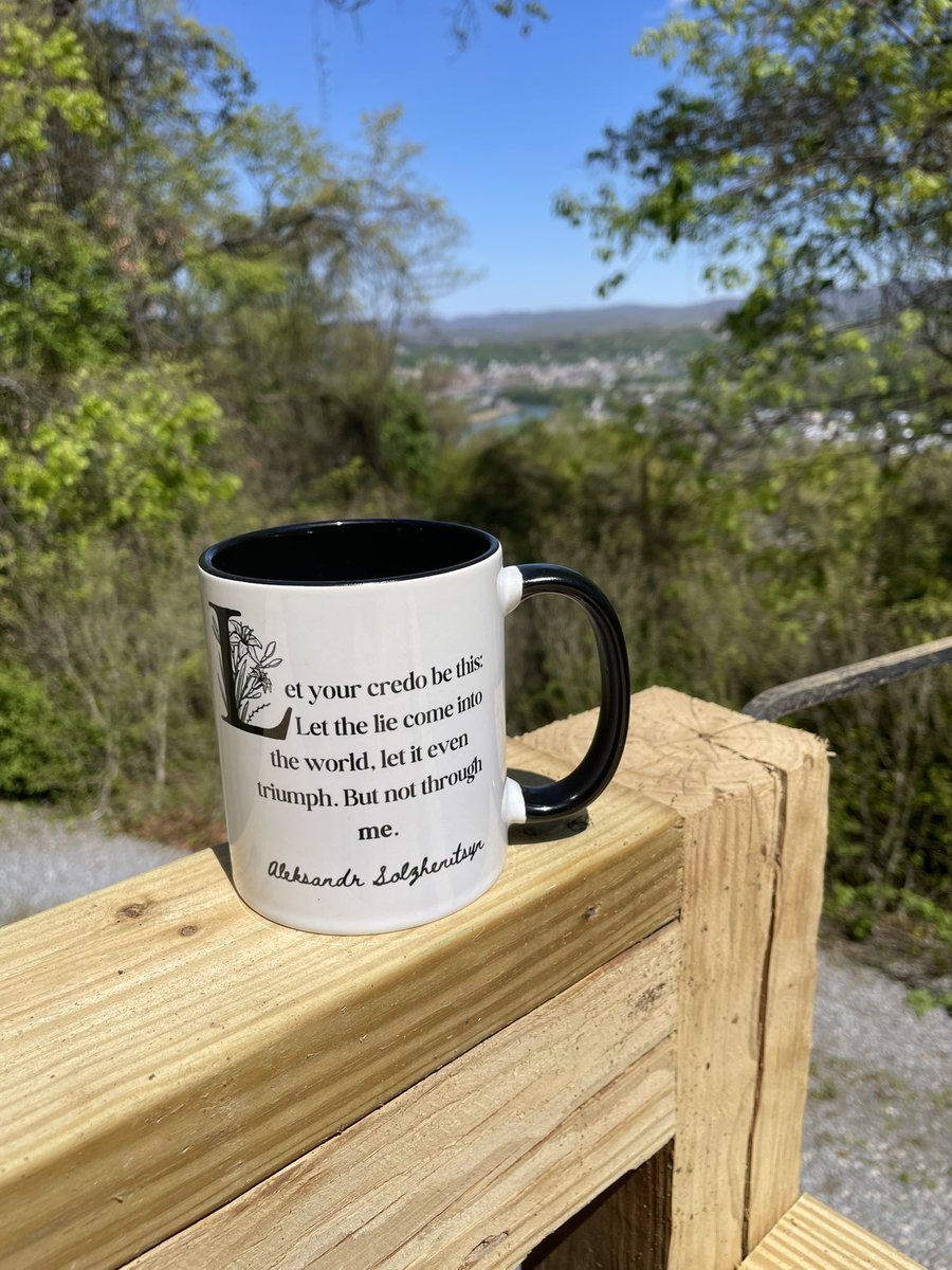 logasmi's tweet photo. The one mug to rule them all. From https://t.co/dn49t2kJyo

@SolomonsCorner @ThomisticDan https://t.co/Un4uENmezA