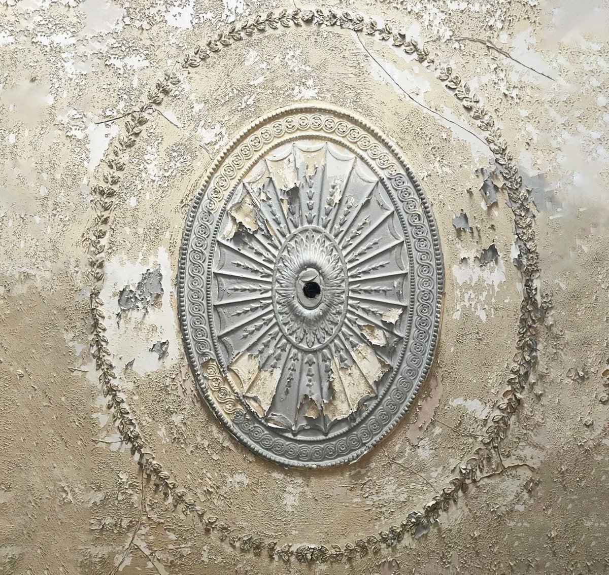 Work is continuing apace at 65 Harley Street, a Grade II listed building which forms part of the expansive Howard de Walden Estate. The refurbishment and extension of the building, originally designed by Claude Ferrier in the early 1900s, is due to be completed in 2024.