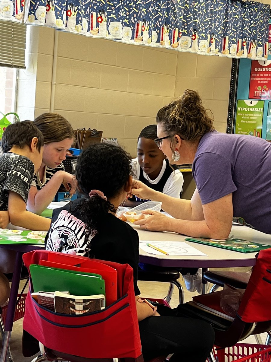 CassieSmolen tweet media