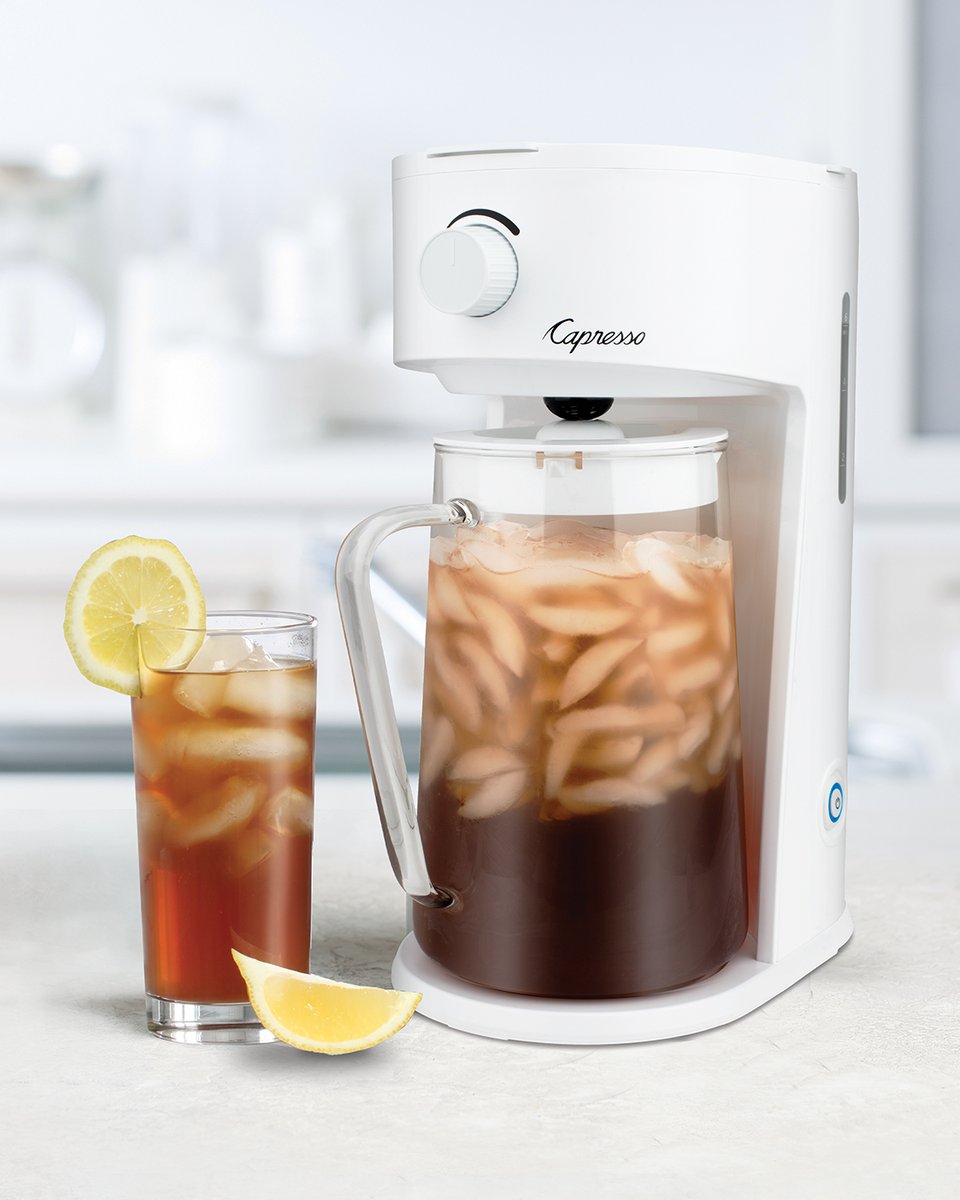 CapressoTweets's tweet image. 🧊 Iced tea OR Iced Coffee! 
Turn coffee or loose leaf tea into ICED tea or ICED coffee with minimal effort, in minutes! 🍑 🍋 Fresh or frozen fruit can be added to the pitcher for extra flavor.