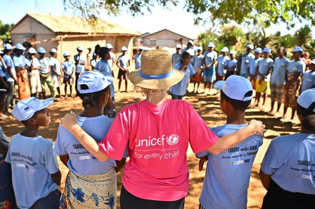 EvaUNICEF tweet picture