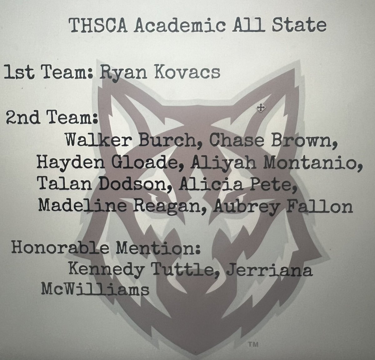 @THSCAcoaches Academic All State Wolves! @DavenportWolves #TrackIsFun #BTP