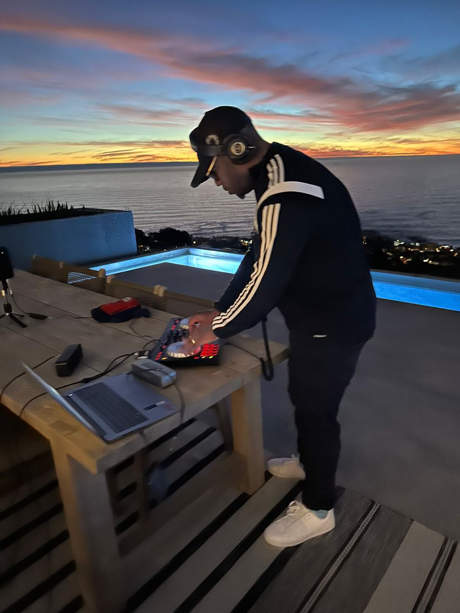 djdaddychris's tweet photo. Mr C in the building. DJing in the mountains..  VIP DJ. In the building #DJ #music #globaldj https://t.co/YobAjDC5i3