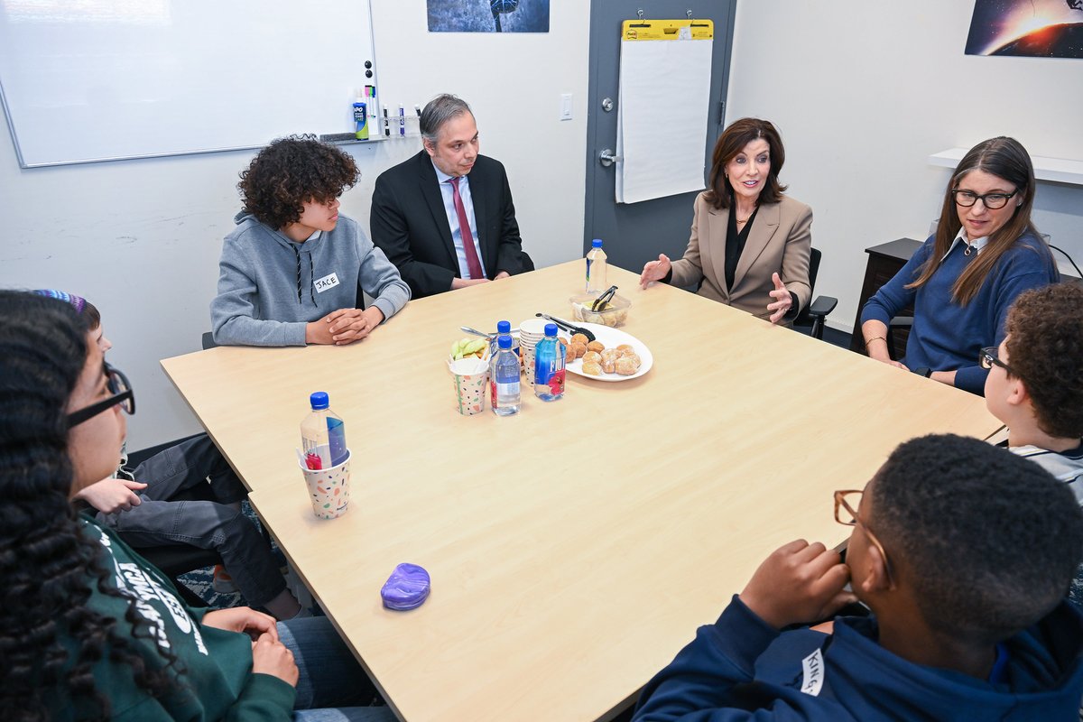 GovKathyHochul's tweet photo. ✅ Making New York the national center for AI research 
  
Empire AI will support institutions like @childmindinst  as they invent groundbreaking innovations that will reshape the way we live. https://t.co/FRwEBdYUPQ