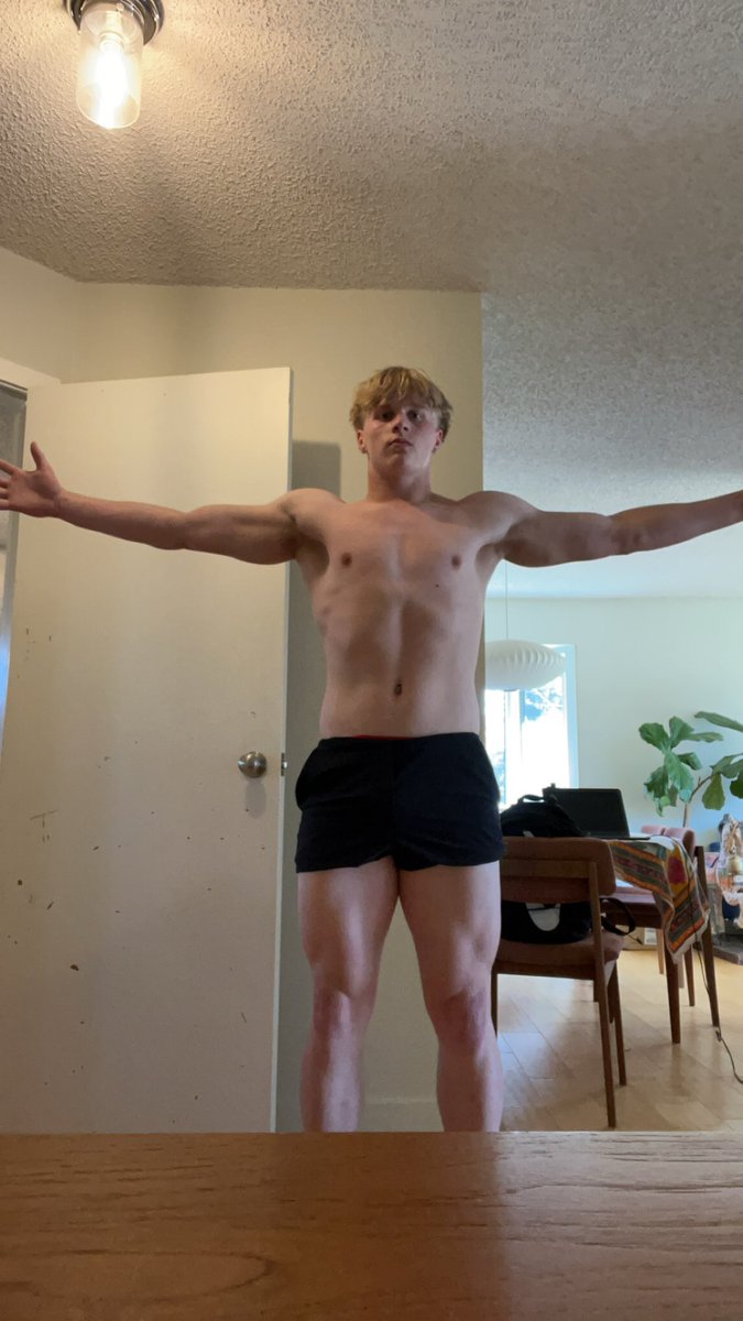 EDraudson's tweet image. Offseason physique update!!
+10lbs lean muscle 
6ft 198lbs 
Ready for @Dinos_Football spring camp
@Coach_Sheahan @KuntryKane205  @bendanger2644