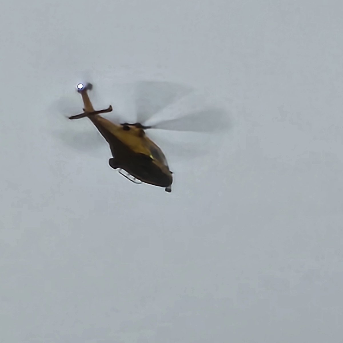 CharlieAirAm's tweet photo. Just seen Helimed 60 for the first time in ages. So happy to see it fly over again! https://t.co/WUgppO0z1h