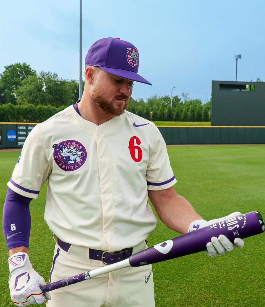 Special Ranas Cornudas uniform for @TCU_Baseball 

#uniswag