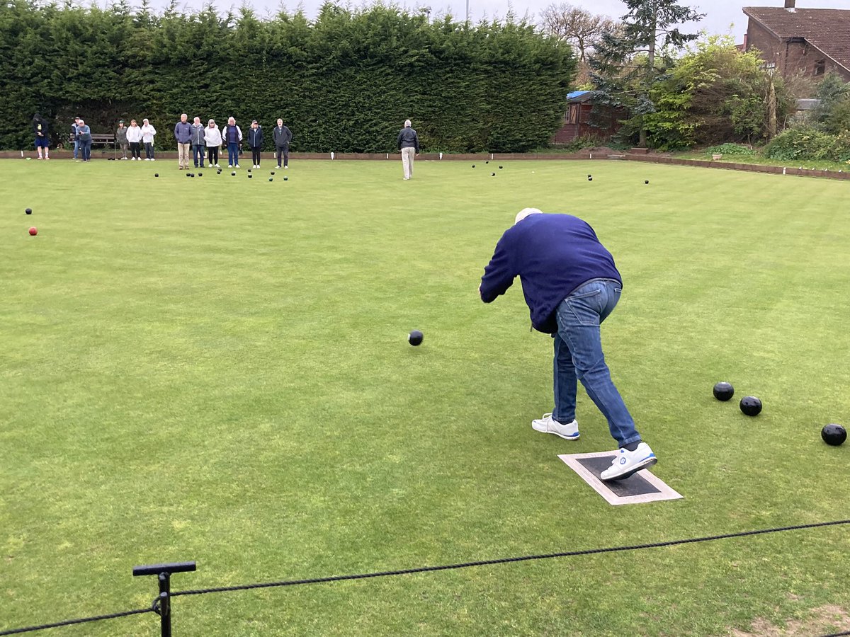 The season has begun. This evening over thirty turned up for social bowls including some novices to the sport. 💯👏🏻💪🏼