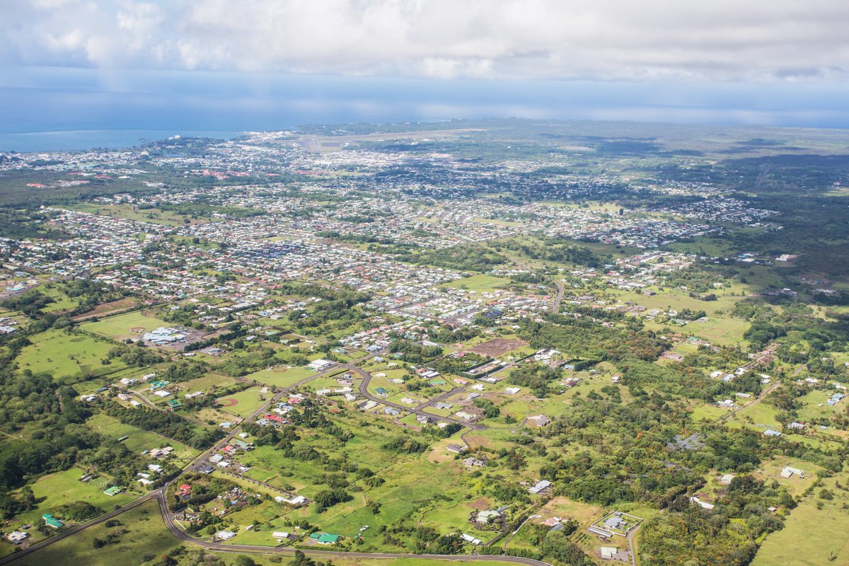 HIElectricLight's tweet photo. To improve system reliability, we will conduct quarterly aerial inspections of our major overhead transmission lines from Monday, April 29, to Friday, May 3. The islandwide inspections are scheduled from 730a to 4p. Learn more at https://t.co/hMiuSHEXaj. https://t.co/3uaXgAwJFX