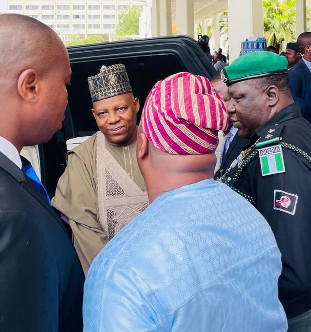 Earlier Today with Vice President @officialSKSM at the National Dialogue on State Policing on the theme: 'Pathways to Peace: Reimagining Policing in Nigeria.' 22nd April, 2024