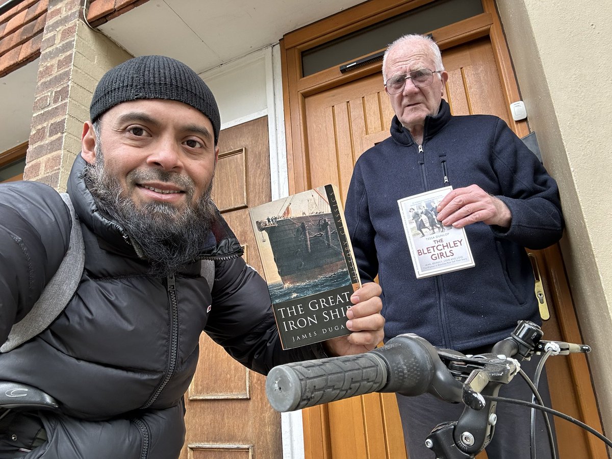 Social isolation can lead to a great loss in personal self worth.

Brian is part of a dedicated network at the heart of our neighbourhoods. These are devoted people determined to tackle a social crisis which blights the lives of many people.

#bookbikelondon #thewanderinglondoner