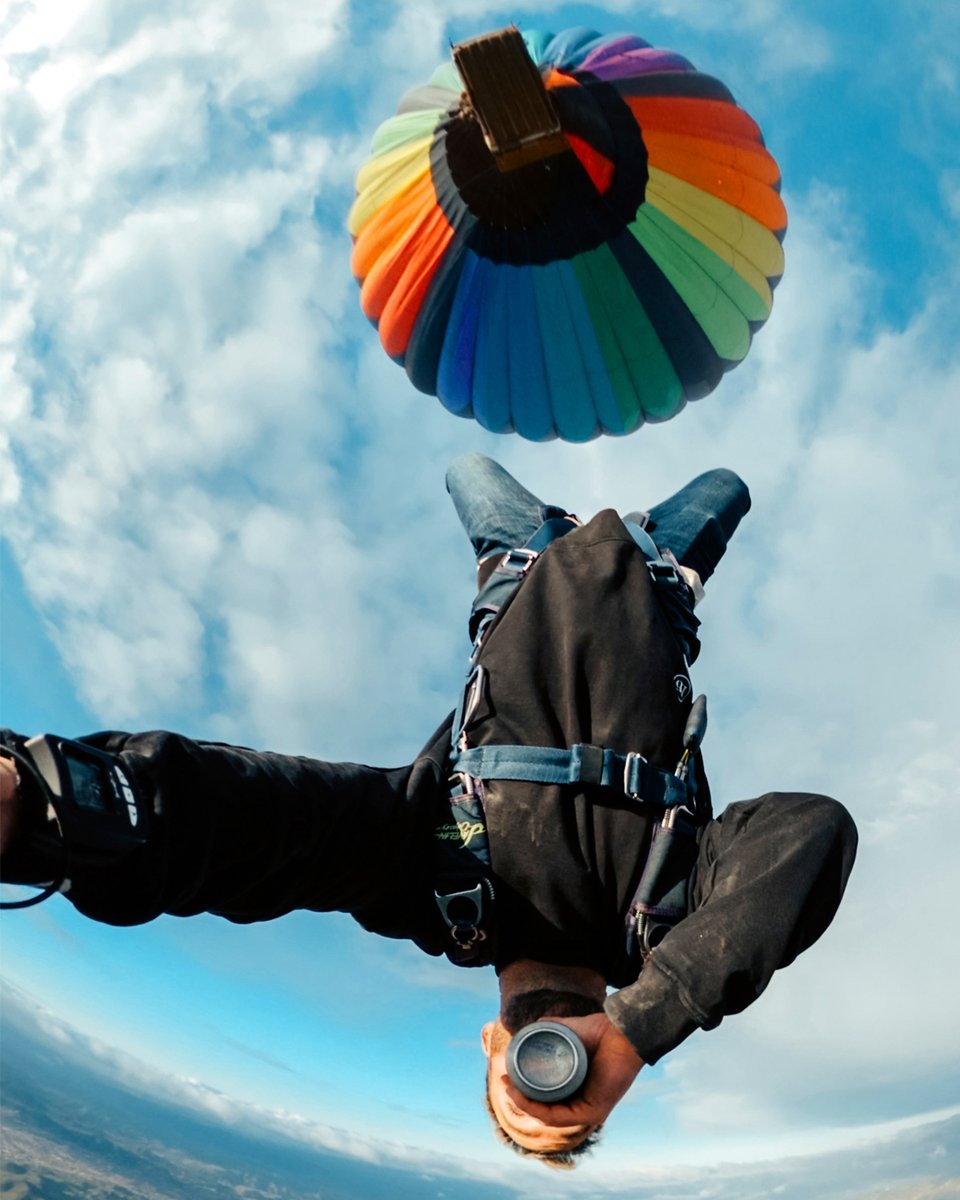 MonsterEnergy's tweet image. Need to jumpstart your morning? Take a page from the @MOliverAllen book ☕ 

#MonsterEnergy // #JavaMonster