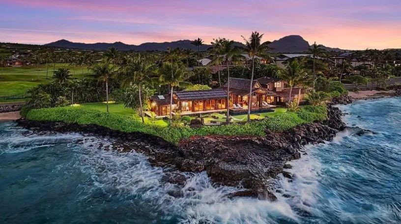 Spectacular Oceanfront Estate on Kauai’s South Shore Is the Week’s Most Popular Home 

buff.ly/3JtBNyk