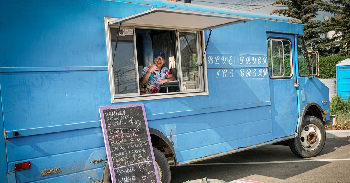 Mobile vendor applications must be submitted two weeks before an event. Make sure you have everything ready for your application including an inspection from the Stony Plain or City of Spruce Grove Fire Departments.

For more info, visit stonyplain.com/vendor