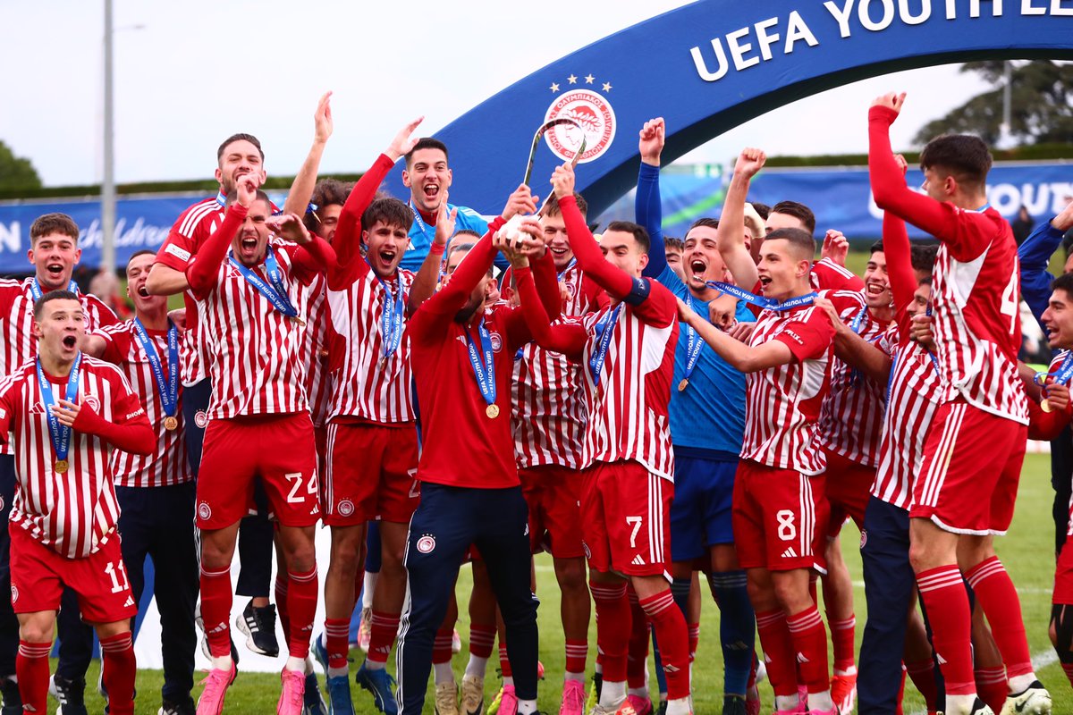 🔴⚪🦁🏆 ΠΡΩΤΑΘΛΗΤΕΣ ΕΥΡΩΠΗΣ τα λιοντάρια του Θρύλου μας! 𝚺𝚼𝚪𝚾𝚨𝚸𝚮𝚻𝚮𝚸𝚰𝚨 στη 𝚯𝚸𝚼𝚲𝚰𝚱𝚮 Κ-19 του Ολυμπιακού μας για την κατάκτηση του UEFA Youth League! Είμαστε υπερήφανοι για τη 𝝬𝝦𝝪𝝨𝝜 𝝚𝝦𝝪𝝝𝝦𝝤𝝠𝝚𝝪𝝟𝝜 𝝘𝝚𝝢𝝞𝝖. Το μέλλον σας ανήκει! 𝐖𝐄 𝐊𝐄𝐄𝐏…