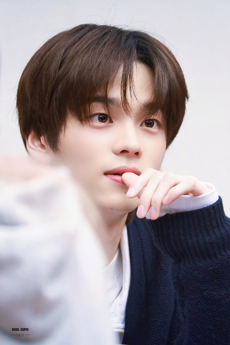 cupid_tws's tweet photo. 240309 부산 HQ 

☁️초근접셀카보고 벅차올라서..🫠🩷

#TWS #투어스 #신유 #SHINYU https://t.co/jKV26qquQC
