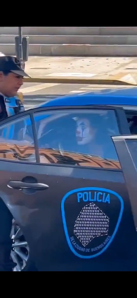 Joker (2019)  // Argentina (2024)