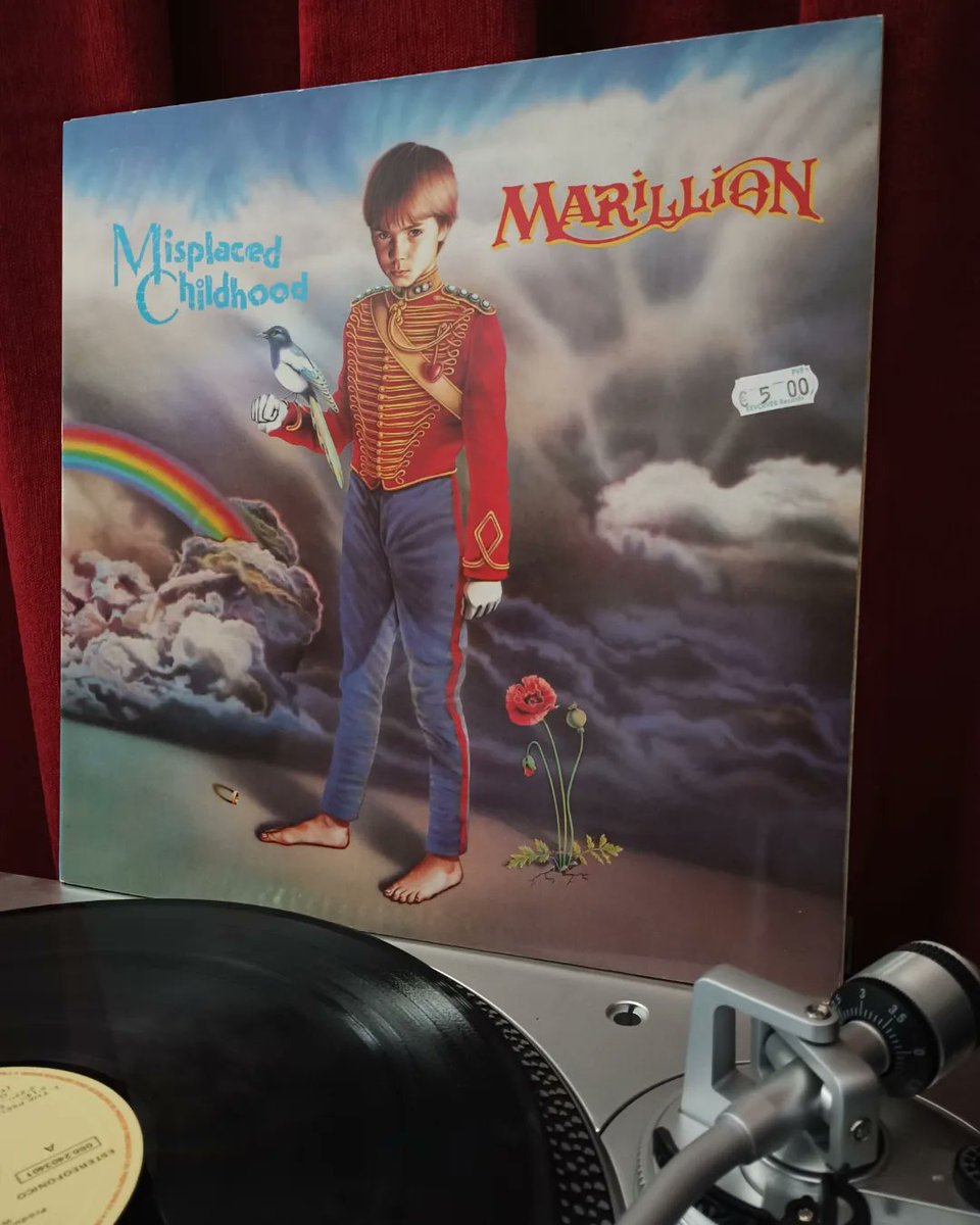 IRCfestival's tweet photo. MARILLION - "Misplaced Childhood" (1985)
#marillion #progrock #classicrock #kayleigh #lavender #heartoflothian #discosrevolver #5euros https://t.co/8dJNnrgQ8V