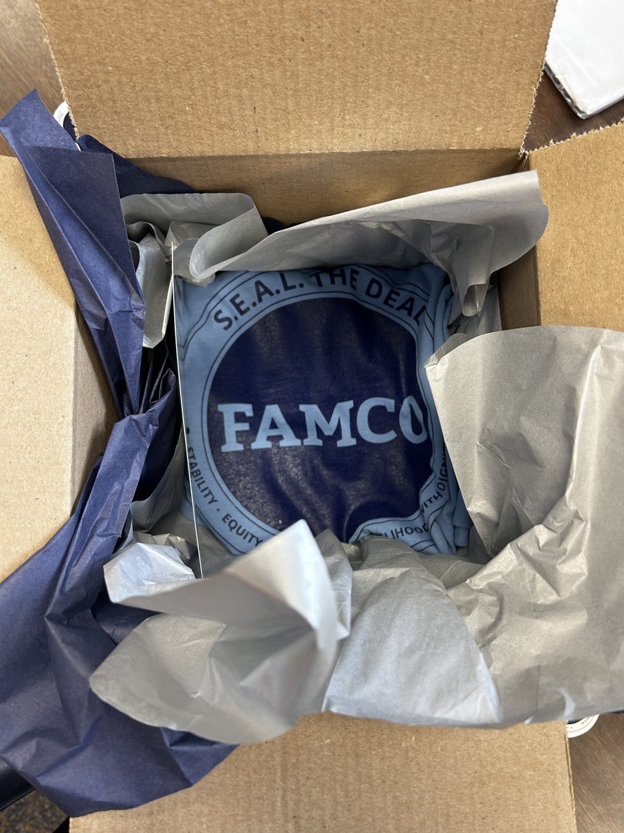 Faculty packed @mu_famco union swag for the 2024 winners of the @BruceArchives American Music Honors: @johnmellencamp @JacksonBrowne @mavisstaples @thewandererdion Join the @monmouthu Faculty Union in our fight for equitable working conditions at the Ceremony April 24!