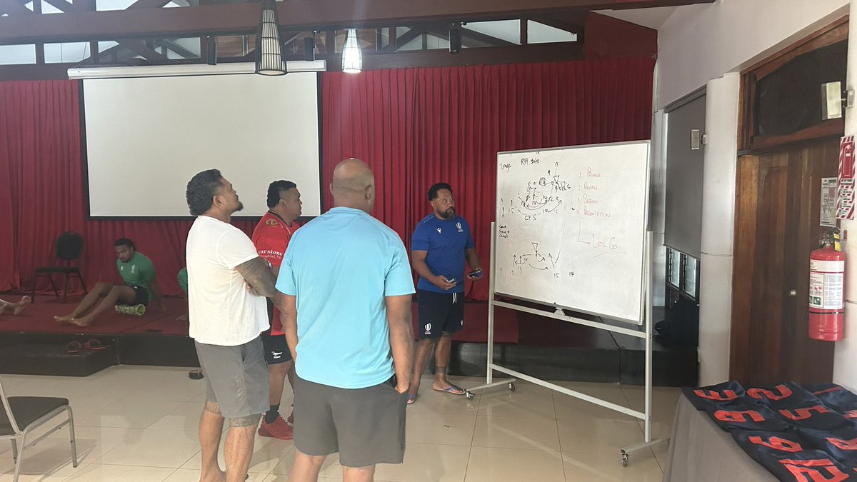 Pacific intern coaches learning from one of the best @SeilalaM…@WorldRugby Pacific Combine is not only about developing the players, it is about growing the capabilities of the entire program…🇫🇯🇼🇸🇹🇴