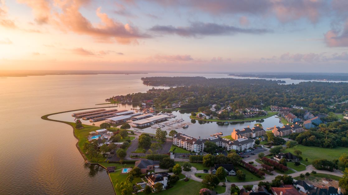 ConroeEDC's tweet image. Happy #EarthDay, Conroe! 🌎 From William Goodrich Jones State Park to Sam Houston National Park to our beloved Lake Conroe, we celebrate this beautiful spot of earth we get to call home!
#moreismadehere #conroetx #nationalforest #lakeconroe