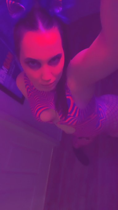 Cheshire Cat 💕😈🌸💜🩷 https://t.co/sjfIyrKhKP