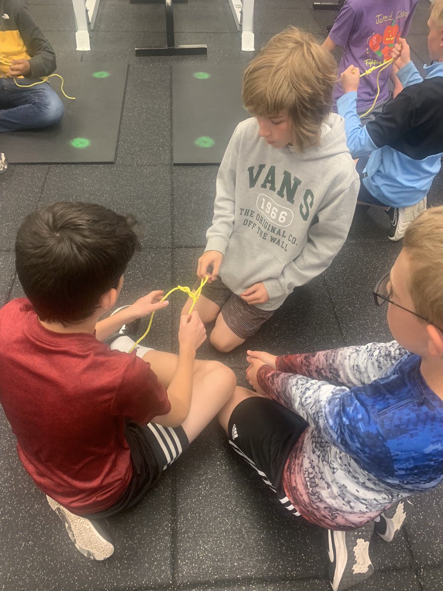 adamkinzer1's tweet photo. Fishy Fishy in the Brook! Students beginning their fishing unit this week in PE. Learning parts of the fishing pole, how to tie a proper fishing knot, rigging a pole and casting. Tomorrow we head to the pond. @CSTWildcatsMS @OlatheMSPE https://t.co/4w7tbKcXE5