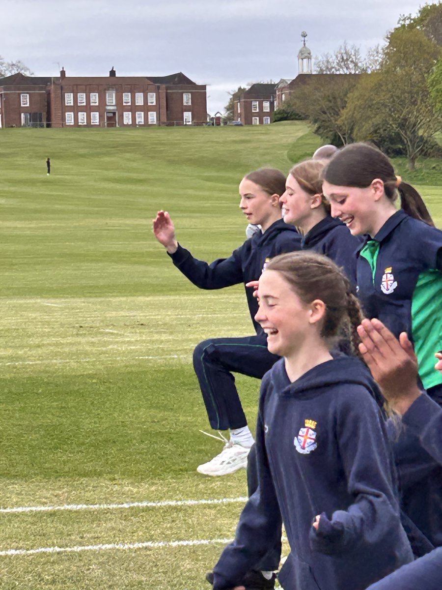 Having an Olympian giving some sprinting tips was pretty exciting for the Year 7 during their athletics club this evening. Thank you to Mr Chiwira for heading down from the Business Studies department! ⁦@RHSSuffolk⁩ ⁦⁦@RHS_BizEco⁩ #athletics