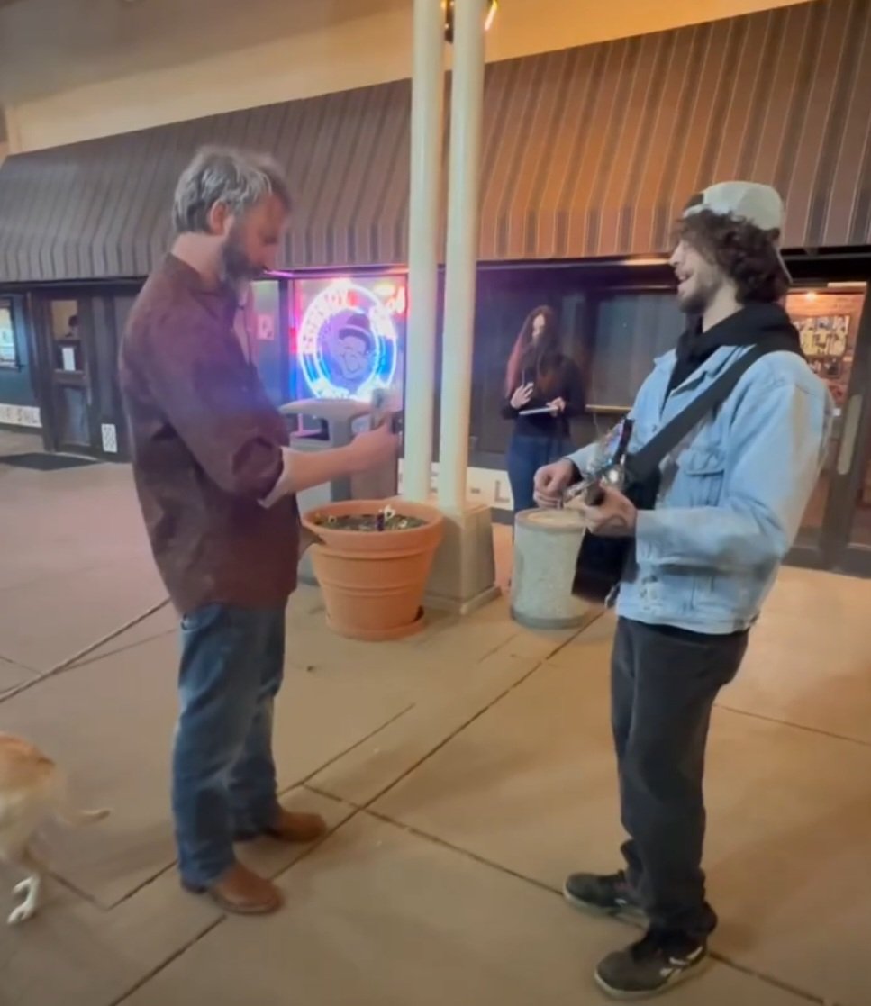 This is a photo of the third time that I got to meet @tomgreenlive in Lexington, Kentucky. thank you @mattycardarople for getting this footage and thank you Tom showing your fans how much you appreciate us and for taking your time, yet again, to indulge my idiocy :) . This is