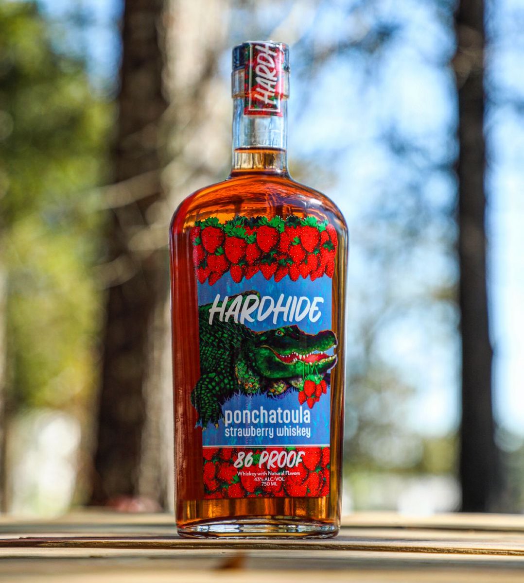 Did you know that @HardhideWhiskey is made with fresh strawberries from Ponchatoula, LA? At 86 proof, it packs heat and flavor. 🍓 ow.ly/K7bm50Rlyru
