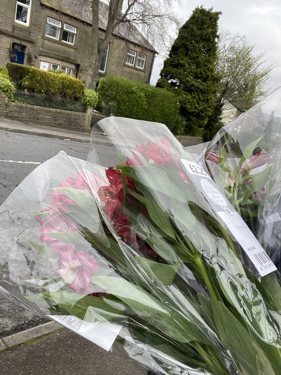 SciTech Em tweet media