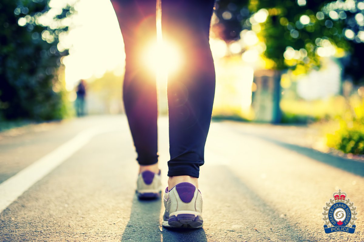 Nicer weather = more pedestrians. We remind drivers to watch for pedestrians, especially at intersections when making left/right turns. Always give your full attention to the road & surrounding area. Slow down in residential areas & school zones. #DistractedDrivingAwarenessMonth