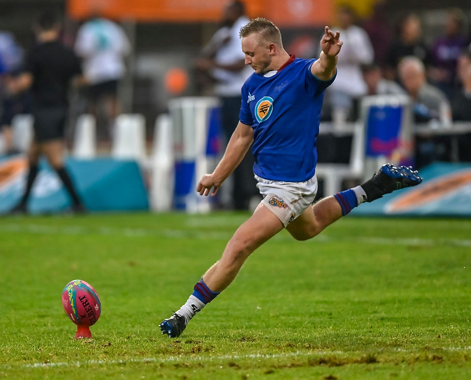 'Vrystat' special congrats to Ethan. A decision to self back himself by leaving Tuks and sitting out a year of Varsity Cup and now winning it  #RugbyThatRocks great brand of rugby well done 'Shim Shim Shimlas'