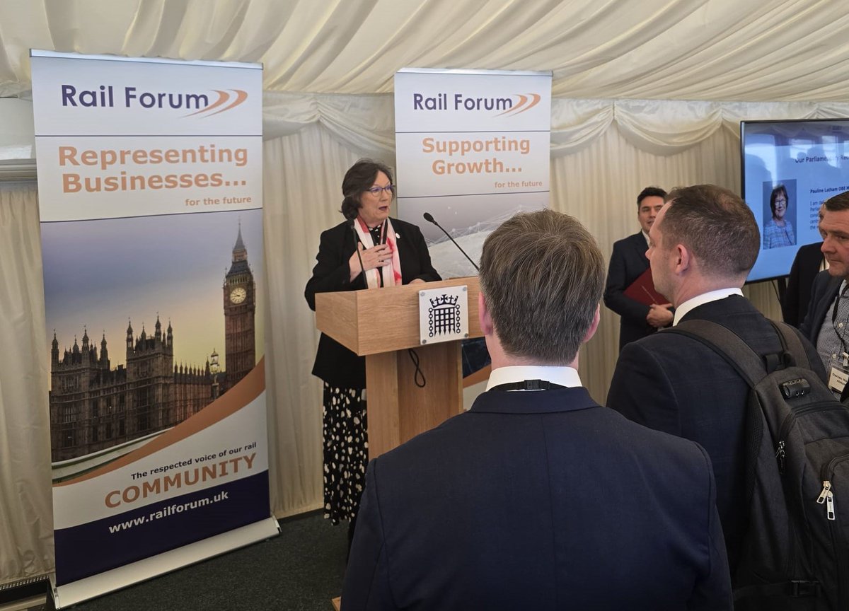 A pleasure to sponsor the @railforum_uk 2024 Parliamentary Reception for the fourteenth (and final!) time. Rail is crucial to Derbyshire’s success and the Rail Forum continues to do great work in this area.