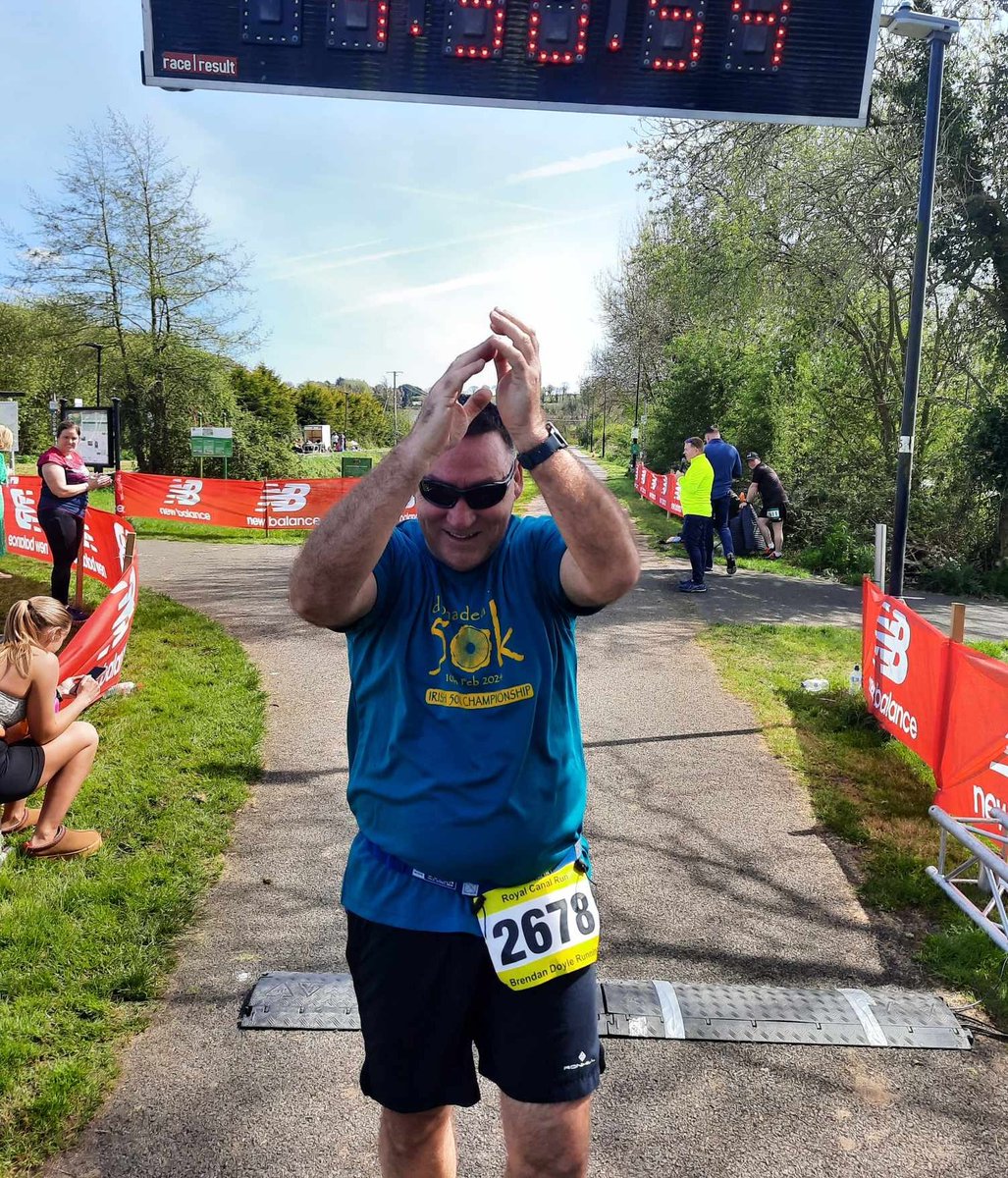 1ManAndBalloon's tweet photo. what a great day on the banks of the Royal Canal Longford just under 700 runners participated in a range of distances 10k, half, full marathon and my choice for the day was the 53km ultra marathon 🏃🏻🎈🤟 https://t.co/Ja1QWywYhM