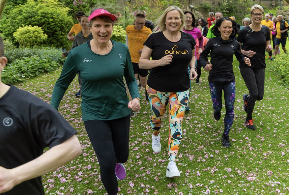 I am honoured to have attended a parliamentary reception @10DowningStreet for my contribution to parkrun in Northern Ireland for @parkrunUK 20th anniversary. Not many get the chance to run in the garden and grounds of No.10💕 thanks @wehttam57 #loveparkrun  #parkrunfamily