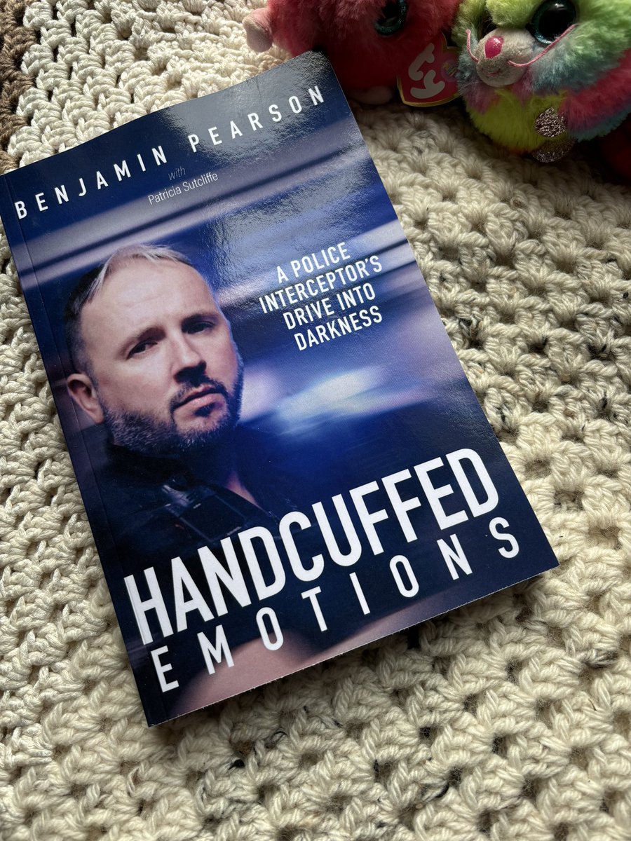WiliamsL1805's tweet photo. New book arrived today!
Been on my Amazon wish list of a while. Worked through enough of my #reading backlog to get this bad boy purchased!
Can't wait to get this open and dive in! Then I'll need to get his second!!
@bs_pearson #newbook #benpearson #policing #traffic https://t.co/CjL2fwlcuP