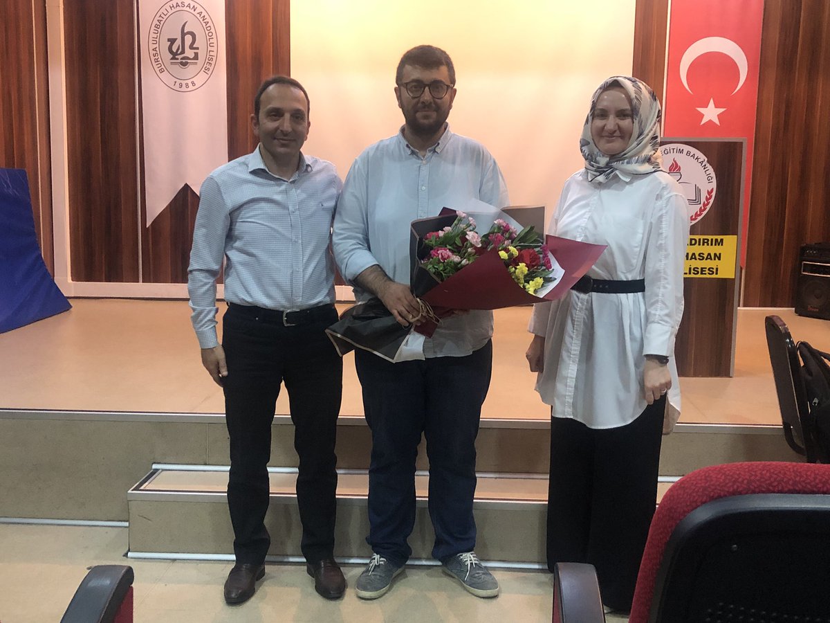 Eskişehir Osmangazi Üniversitesi, Hukuk Fak, Ticaret Hukuku Anabilim Dalı Öğr Üyesi Doç. Dr. Ufuk TEKİN tarafından TÜBİTAK Bilim Söyleşileri kapsamında öğrencilerimize Hukukta Dijital Dönüşüm konulu söyleşi gerçekleştirildi. 
Değerli paylaşımları için kendisine teşekkür ediyoruz.