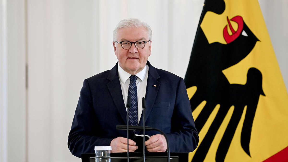 ➖️ Almanya Cumhurbaşkanı Frank Walter Steinmeier, Almanya ve Türkiye'nin 100 yıldır birbirlerine sıkı sıkıya bağlı olduğunu söyledi.