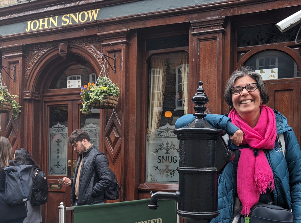 alice_ledda_'s tweet photo. And finally I have the picture with The Pump (handle still missing)!!!
Thanks @gmknght @dannagifford @glover_lshtm for the very interesting day discussing AMR, modeling and policy.
#resist3 https://t.co/VjNwOwGc6X