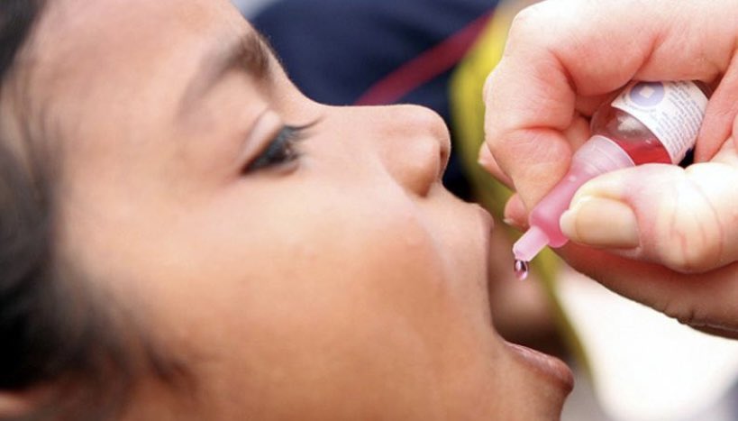 Uno de los logros de la #RevoluciónCubana es la erradicación de la Poliomielitis debido a la vacunación contra esta enfermedad. Hoy iniciamos la 63 Campaña de vacunación #SiempreSantiago #CubaPorLaSalud @CubaIgnaci71953 @direccion_cuba
