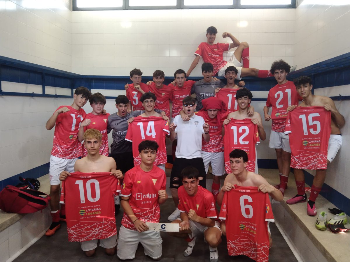 ▶️ Cadete A

Victoria 3️⃣-1️⃣ contra <a href="/lamutualjuan23/">La Mutual Juan XXIII</a> 

🥇 Líderes con el ascenso ya en el bolsillo pero con ganas e ilusión de pelear el campeonato. 💪💪💪

#todoalrojo #vamostrabenco #vamostrabenco🔴⚪️