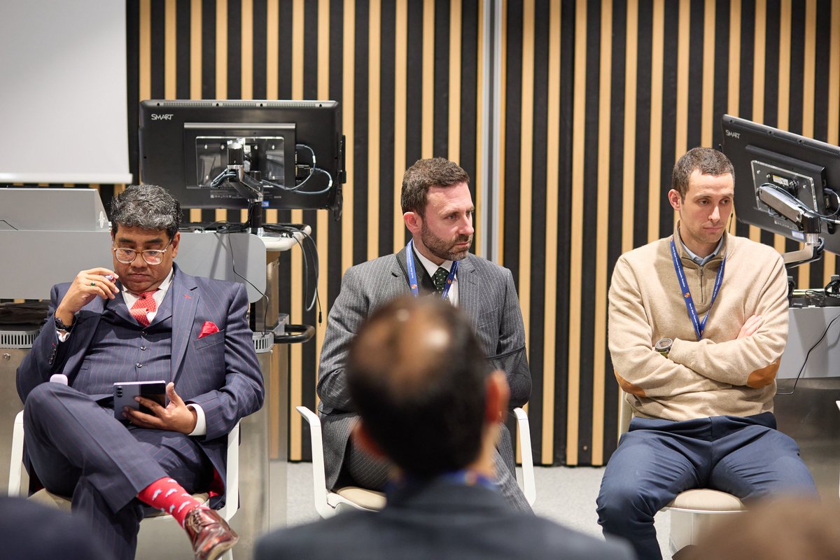 A huge thank you to our faculty who made this event such a success!
<a href="/ADLiddle/">Alex Liddle</a> <a href="/ortho_london/">Raj Bhattacharya</a> <a href="/KLogishetty/">Kartik Logishetty</a> <a href="/AngelosAssiotis/">Angelos Assiotis</a>  Miss Waterman, Mr Strachan, Miss Li, Mr Stammers, Mr Sabharwal.