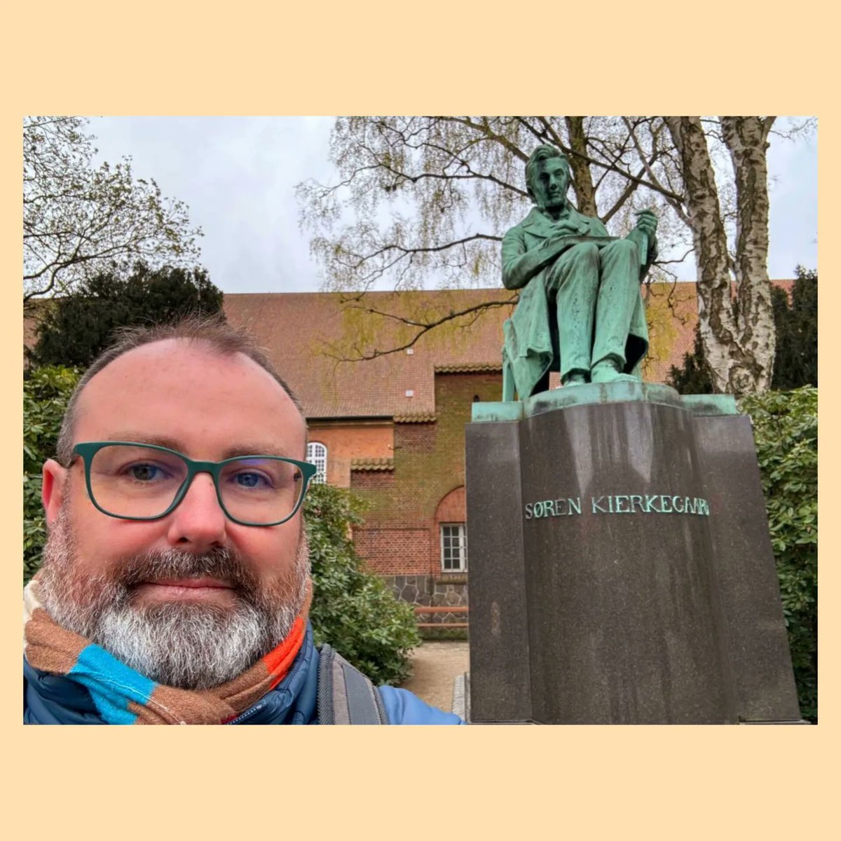 ¡Primera movilidad de profesorado en marcha! Nuestro compañero Manuel Gonzalo ya se encuentra en Copenhague participando en el curso "Preventing Early School Leaving: Strategies and Tools for Teachers". Seguiremos informando...#erasmusplus #copenhaguen #schoolleaving #sepie
