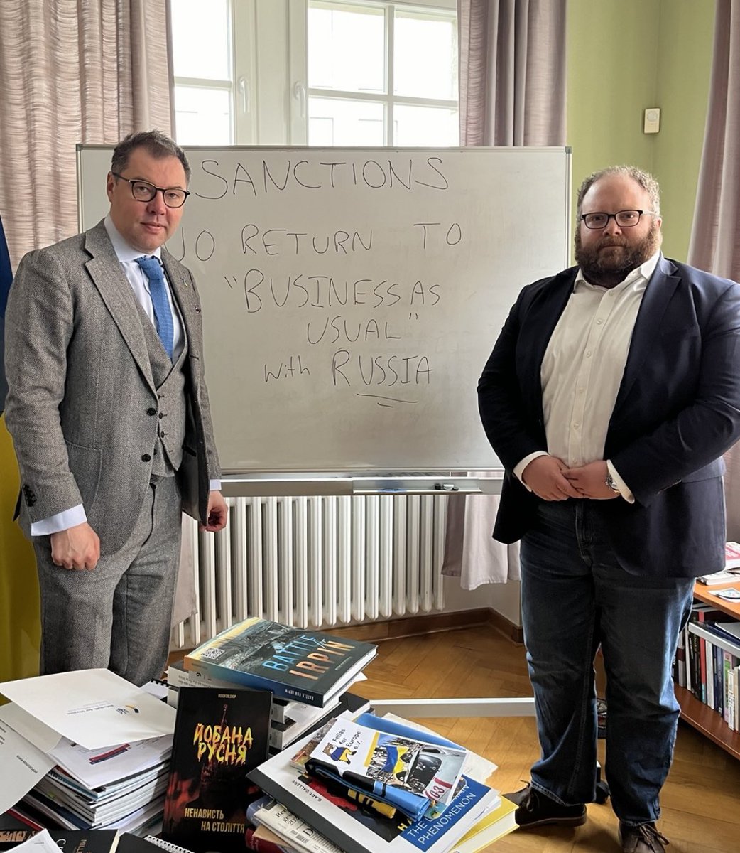 🇺🇸🇩🇪🇺🇦It was a pleasure to meet with my friend & sanctions expert, Ambassador of Ukraine to Germany @Makeiev in Berlin this month! Time for Germany to send items to Ukraine from Amb’s “Wunschliste” (Taurus!) & take sanctions steps to make sure there is no “return to business as…