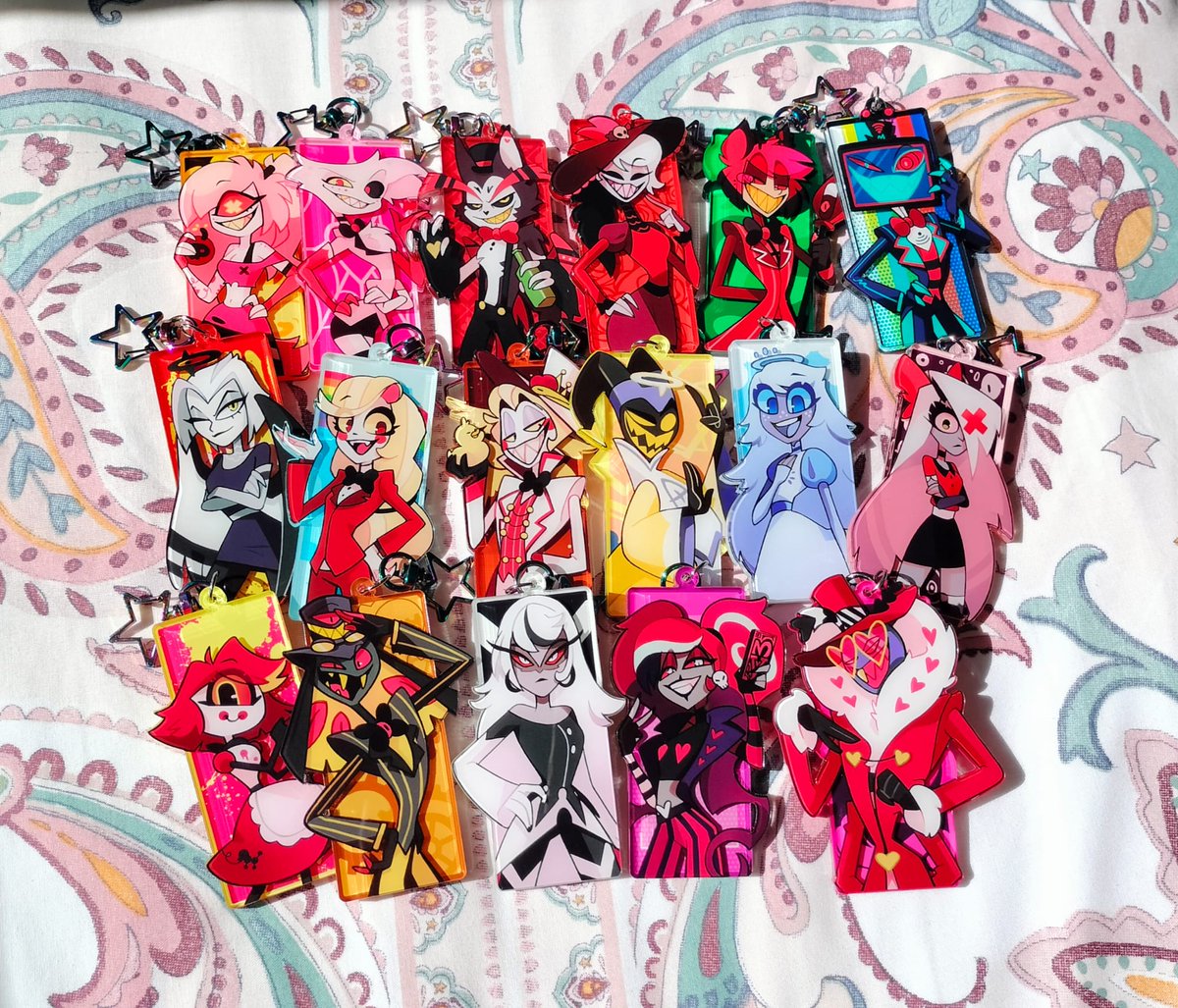 Hitsujinu's tweet photo. THEY ARE ALREADY HERE!!! 🔥🔥
 Hazbin Hotel and Helluva Boss 3D keychains are available <3 Stock is very limited 🥲

You can get it below ⬇️⬇️⬇️ https://t.co/y0FIY9uzkp