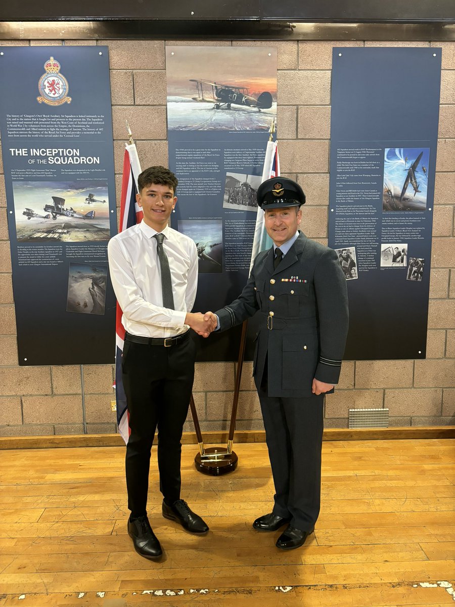 Very proud to have attested into 612 Sqn @RoyalAirForce this weekend as a Reservist Paramedic (Medic). 

Looking forward to commencing training and the fantastic opportunities it will hopefully bring! 🩺✈️

@612Sqn 
@RAFMedReserves 

#MedicalReserves #Paramedic